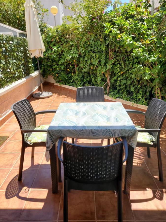 Casa Baja Extraordinaria En Urbanización Naturista! Las Bombardas Exterior foto
