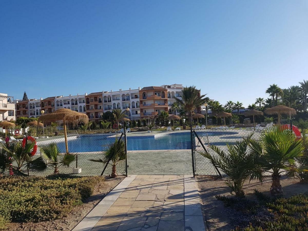 Casa Baja Extraordinaria En Urbanización Naturista! Las Bombardas Exterior foto