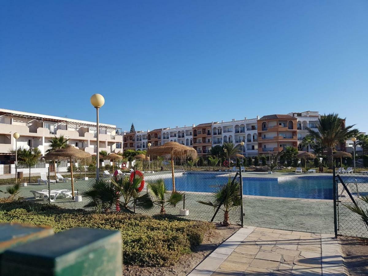 Casa Baja Extraordinaria En Urbanización Naturista! Las Bombardas Exterior foto